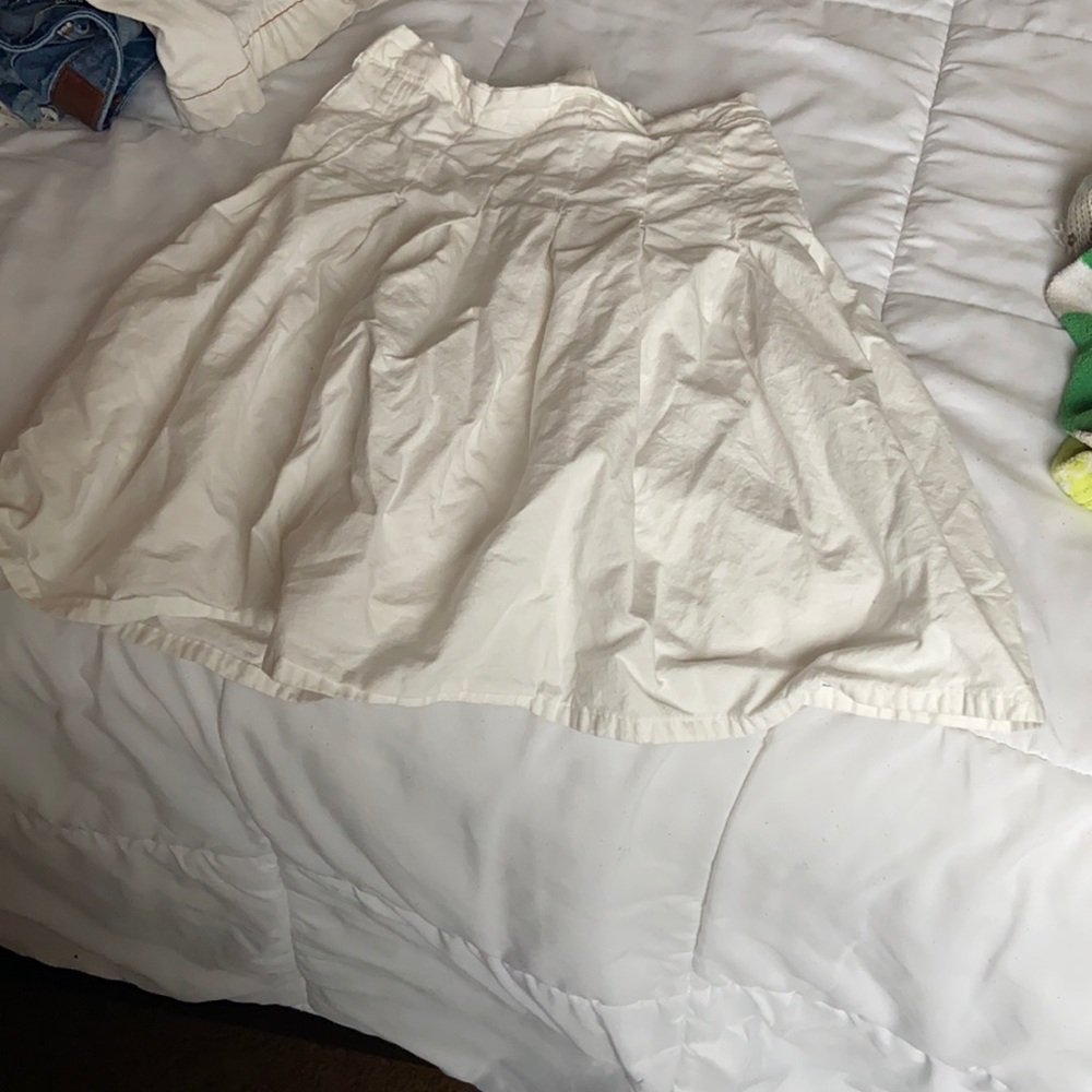 white tennis skirt
